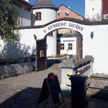 ליטובל Penzion S Restauraci "U Mlyna Com" מראה חיצוני תמונה