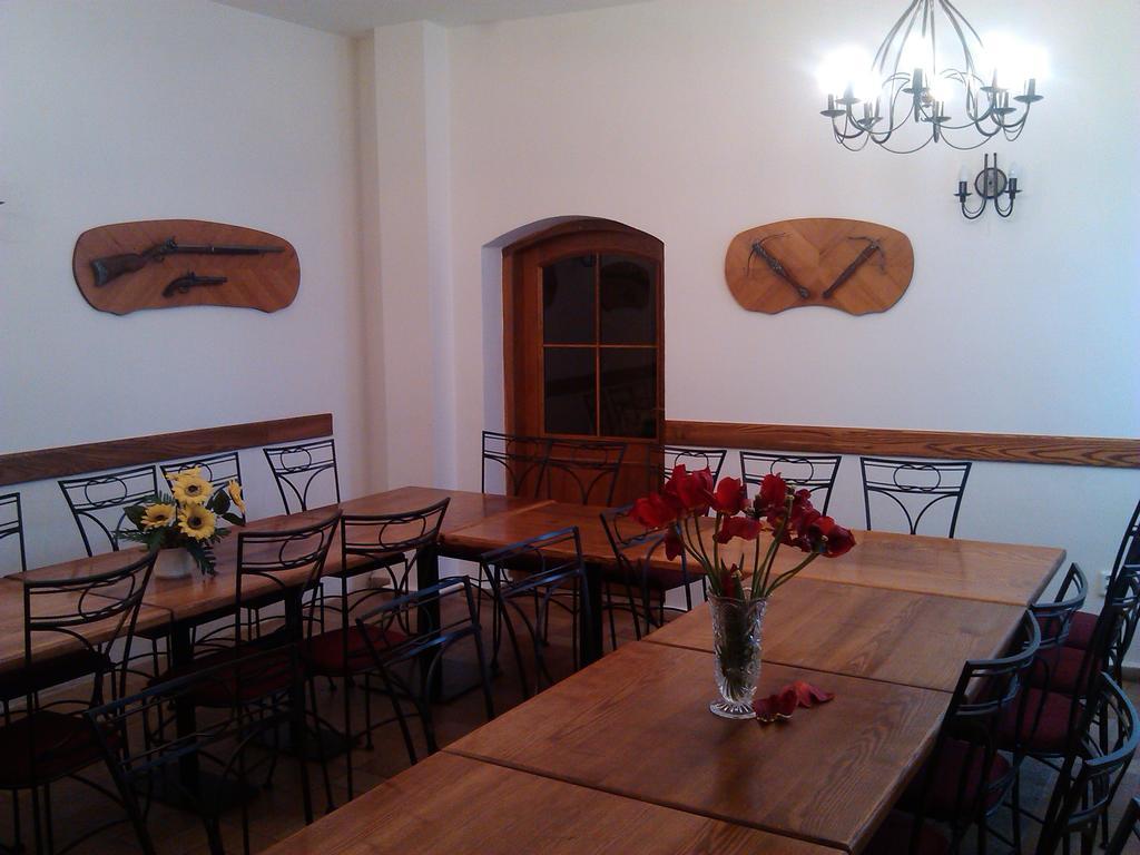 ליטובל Penzion S Restauraci "U Mlyna Com" מראה חיצוני תמונה