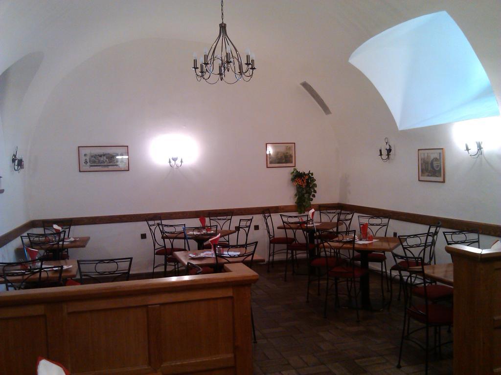 ליטובל Penzion S Restauraci "U Mlyna Com" מראה חיצוני תמונה